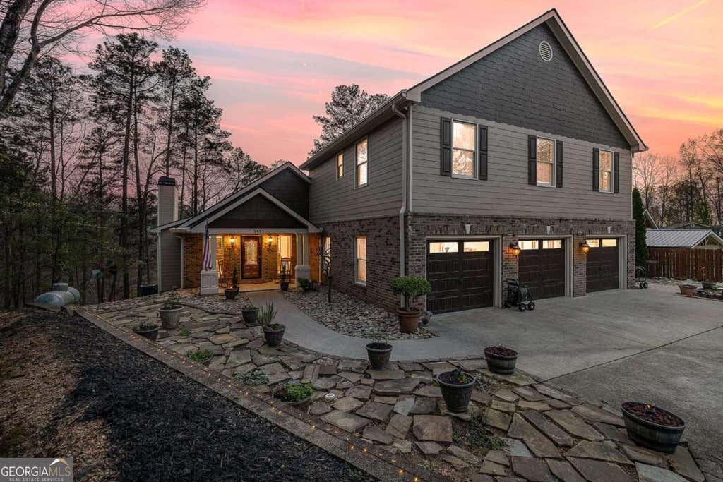 Photo of 5457 Dogwood Lane, Gainesville, GA 30504 (MLS # 10821086)