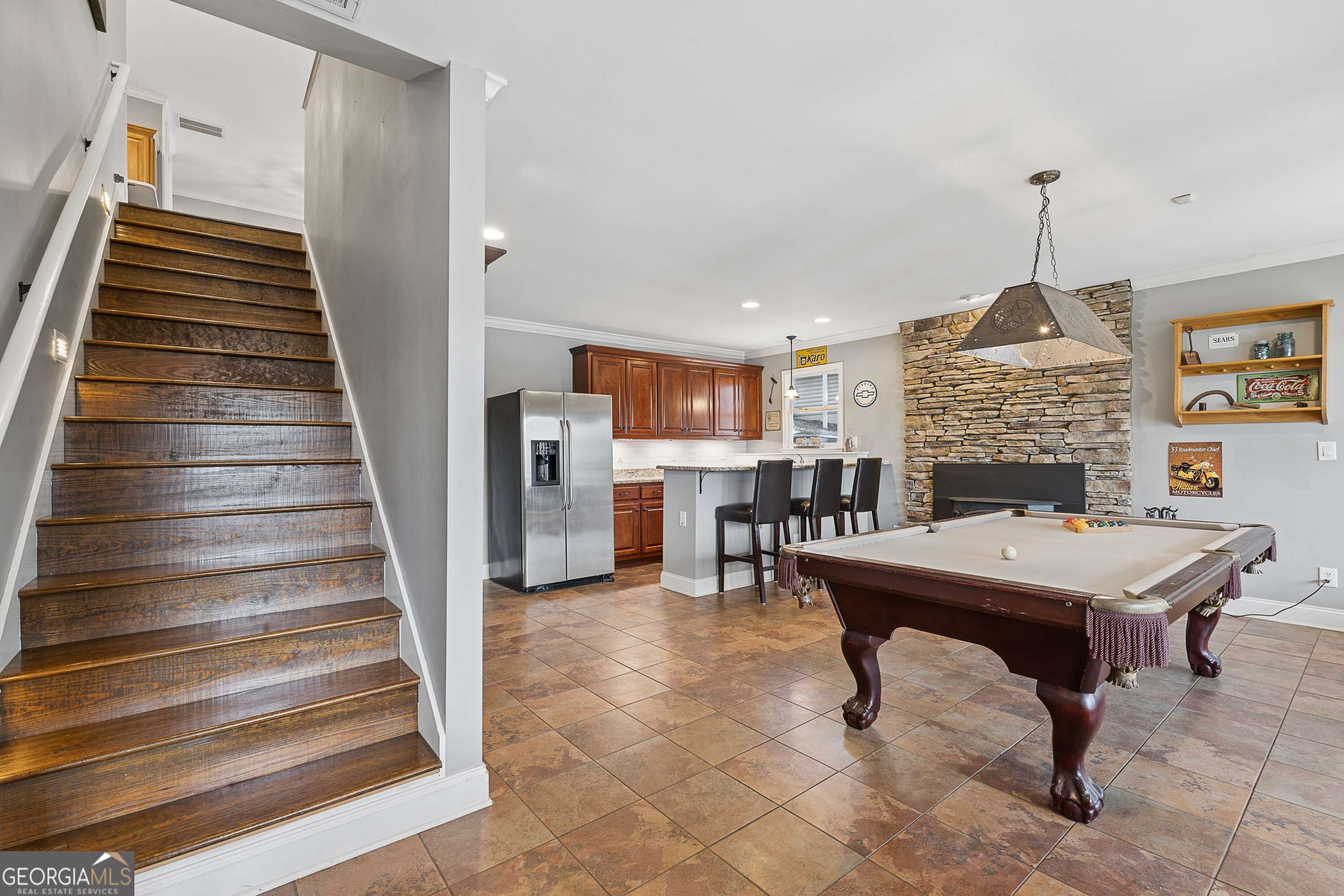 5457 Dogwood LN