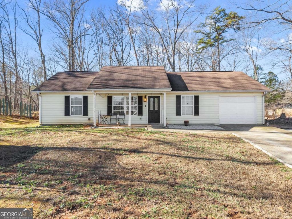 Photo of 4010 Glen Ridge, Gainesville, GA 30507 (MLS # 10672309)