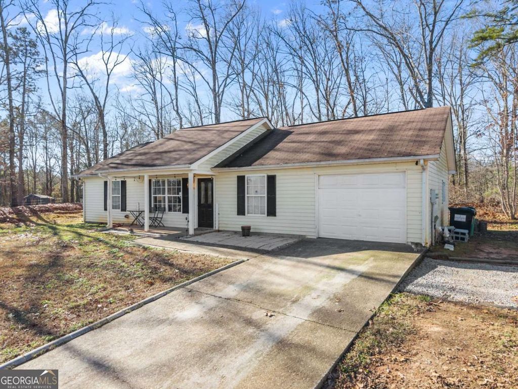 Photo of 4010 Glen Ridge, Gainesville, GA 30507 (MLS # 10672309)