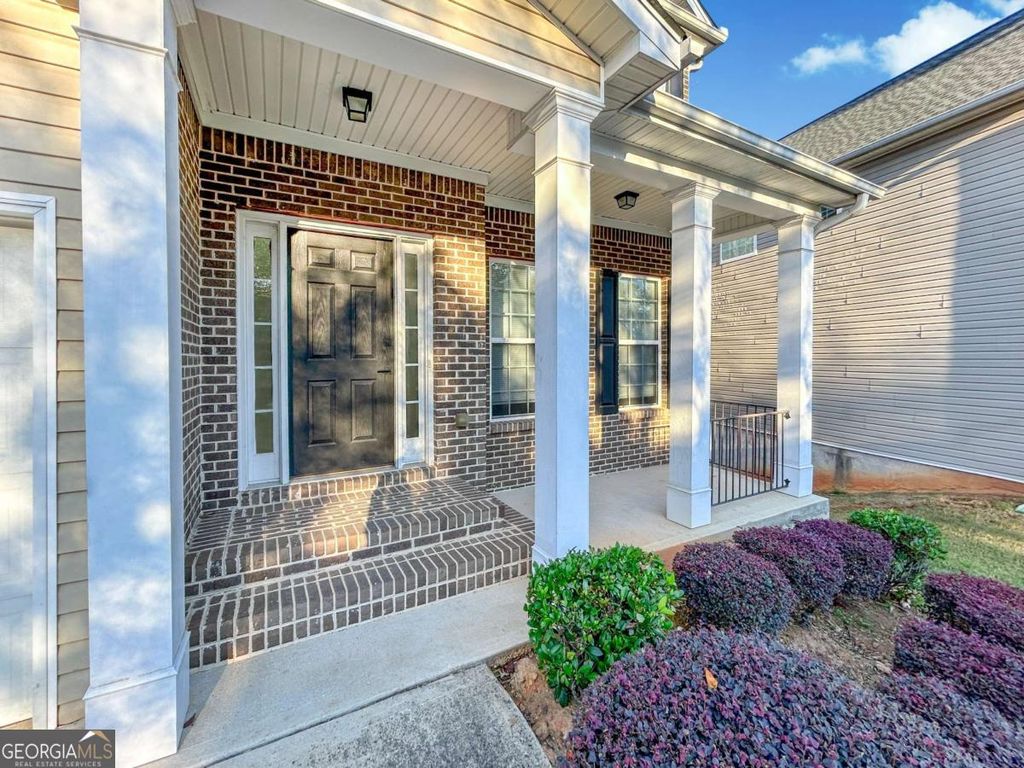 Photo of 2027 Oakbluff Drive, Austell, GA 30103 (MLS # 10657306)