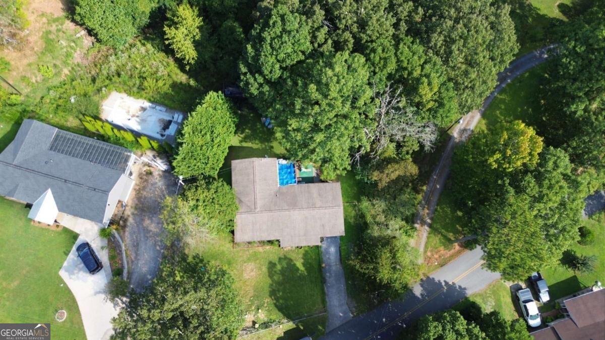 516 Hillcrest DR