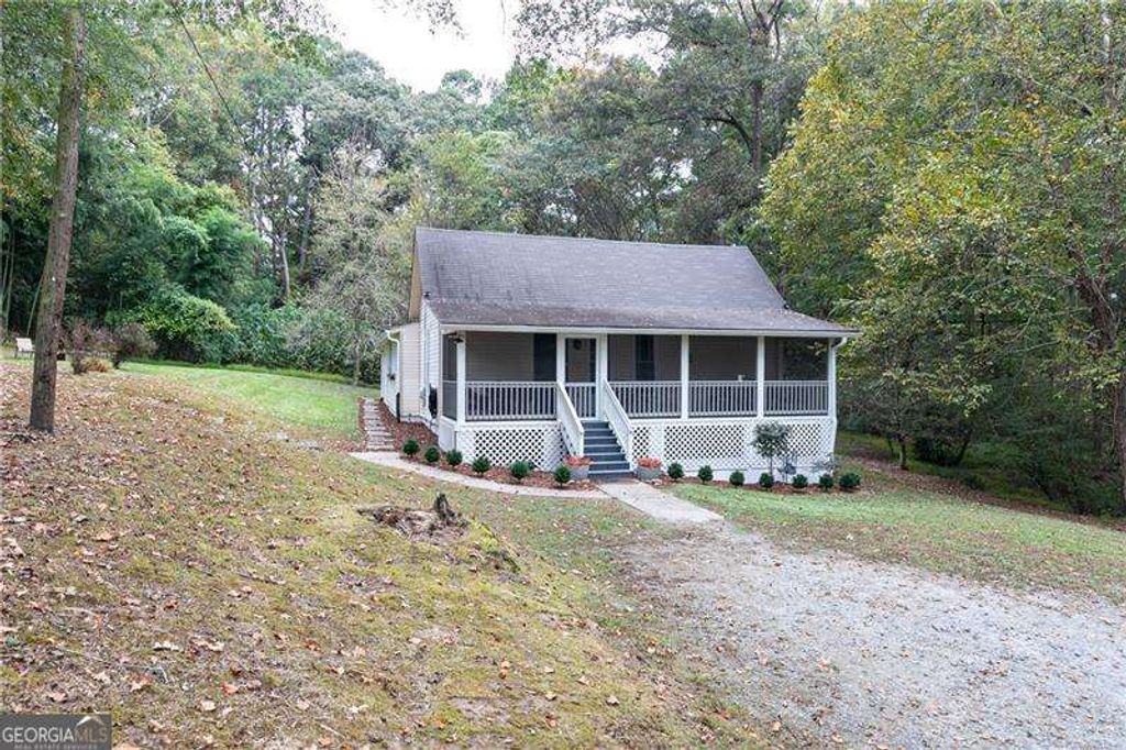 Photo of 4481 Mclain Circle, Acworth, GA 30101 (MLS # 10755029)
