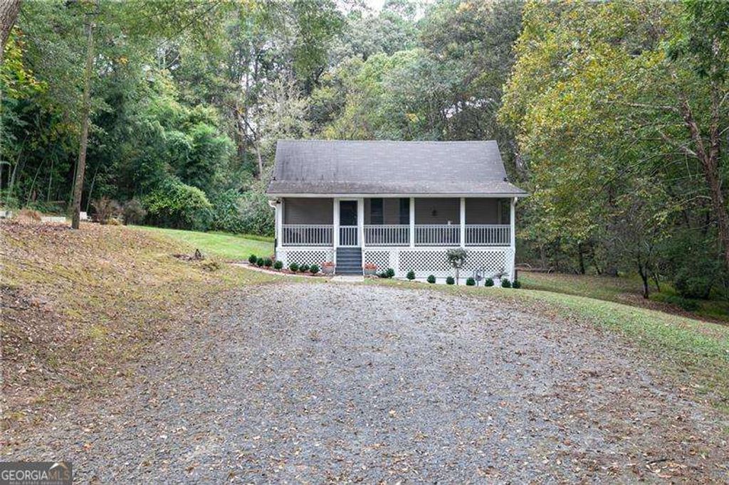 Photo of 4481 Mclain Circle, Acworth, GA 30101 (MLS # 10755029)