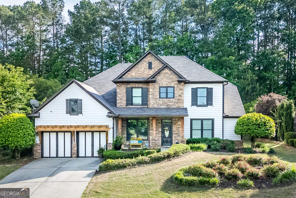 Photo of 239 Highwoods Parkway, Newnan, GA 30265 (MLS # 10792413)