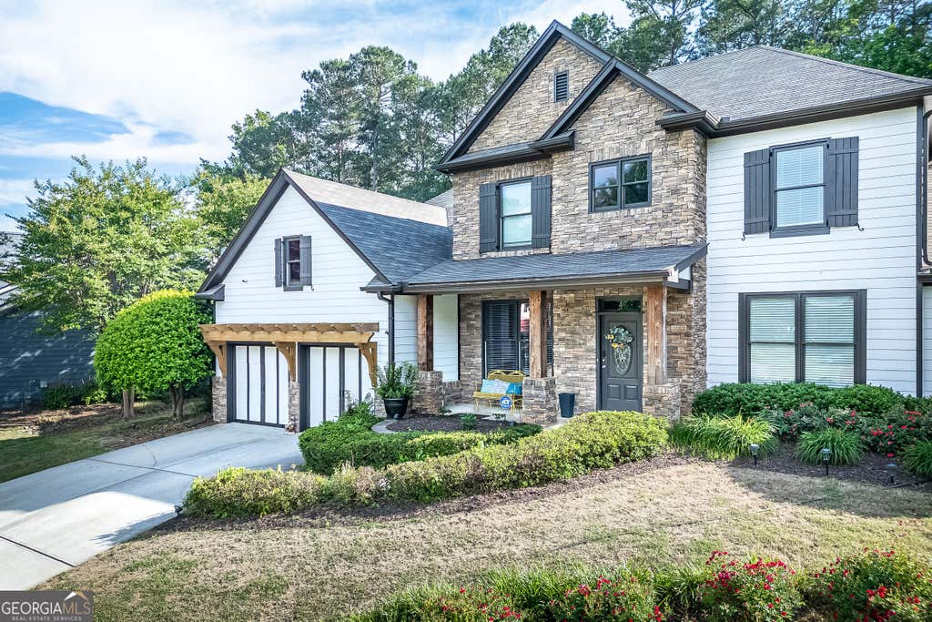 Photo of 239 Highwoods Parkway, Newnan, GA 30265 (MLS # 10792413)
