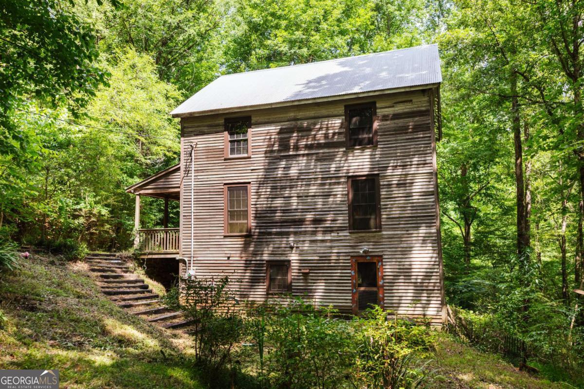 1381 Elder Mill RD