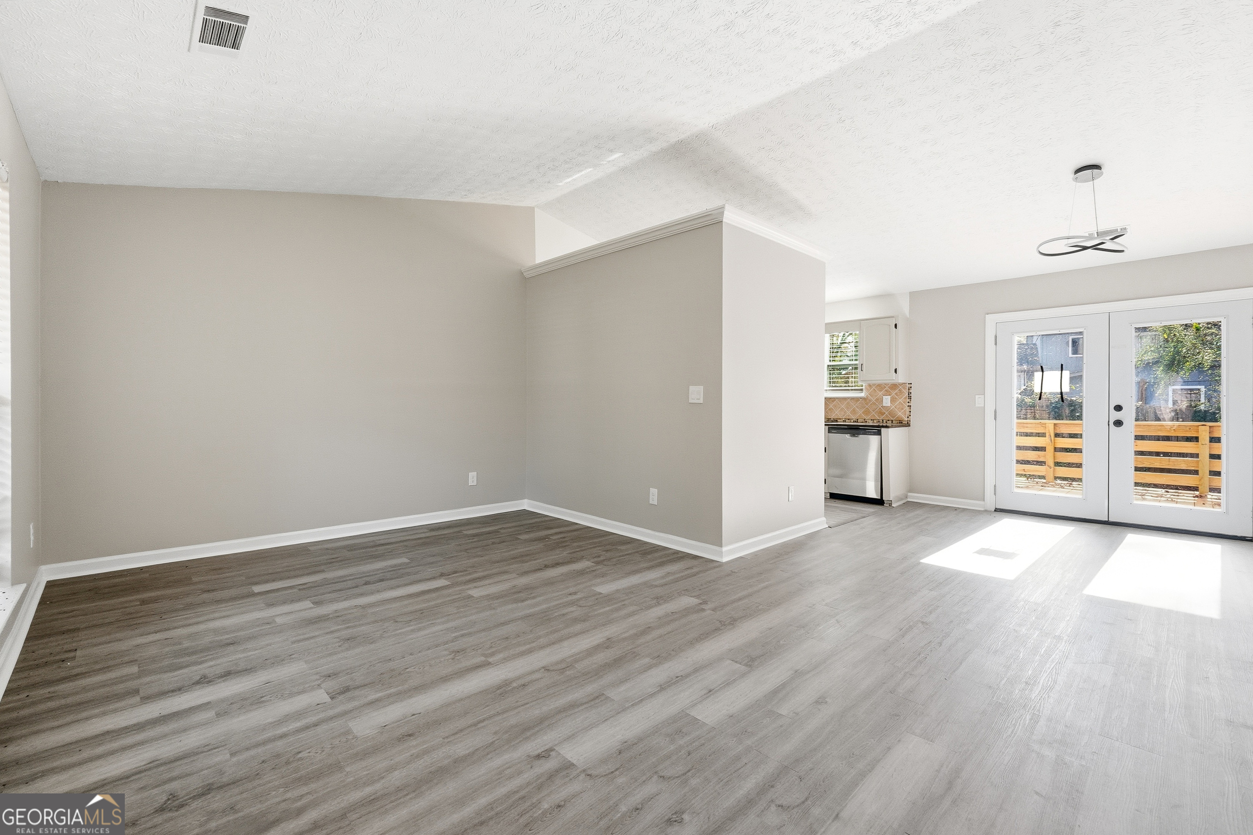 683 Wood Path CT