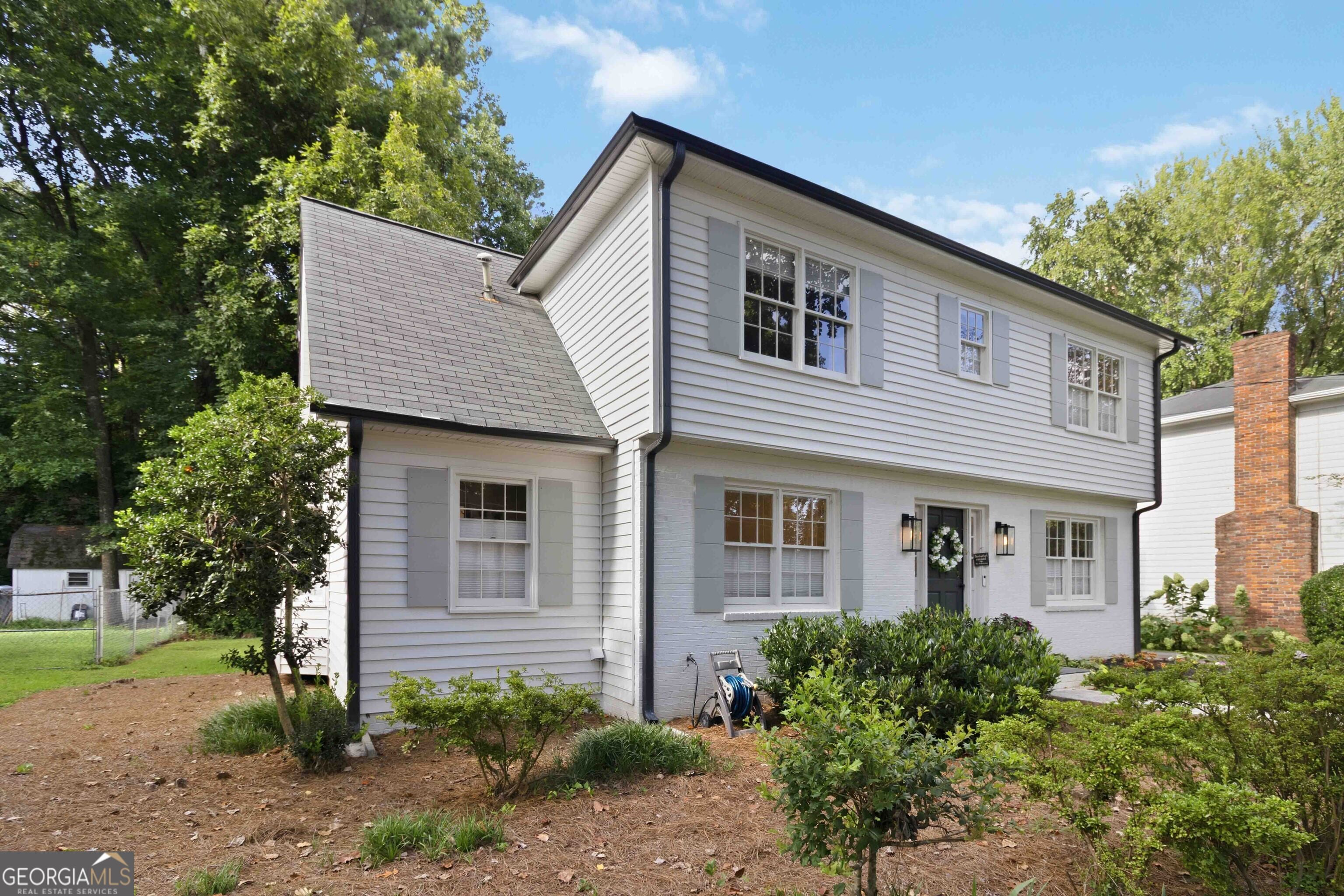 4249 Duesenberg DR