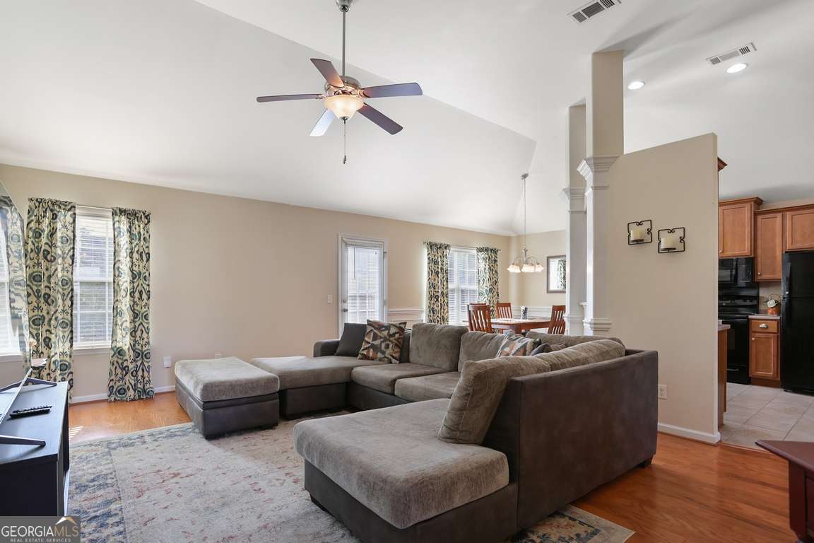 227 Standing Pine CIR