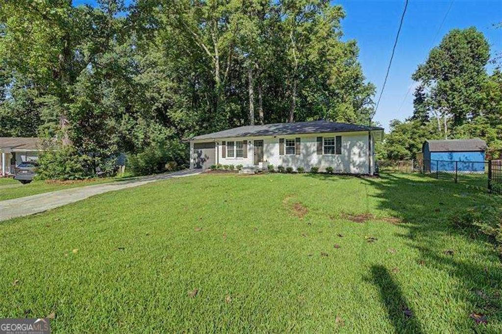 Photo of 832 Derbyshire Court, Norcross, GA 30071 (MLS # 10809578)