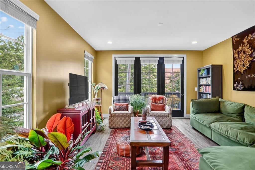 Atlanta, Georgia 30307, United States, 3 Bedrooms Bedrooms, ,4 BathroomsBathrooms,Residential,Active,193946