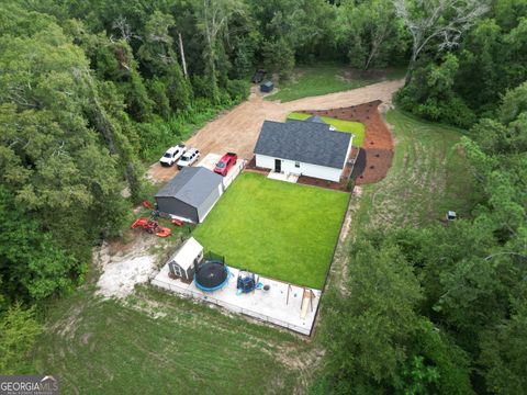 A home in Smithville