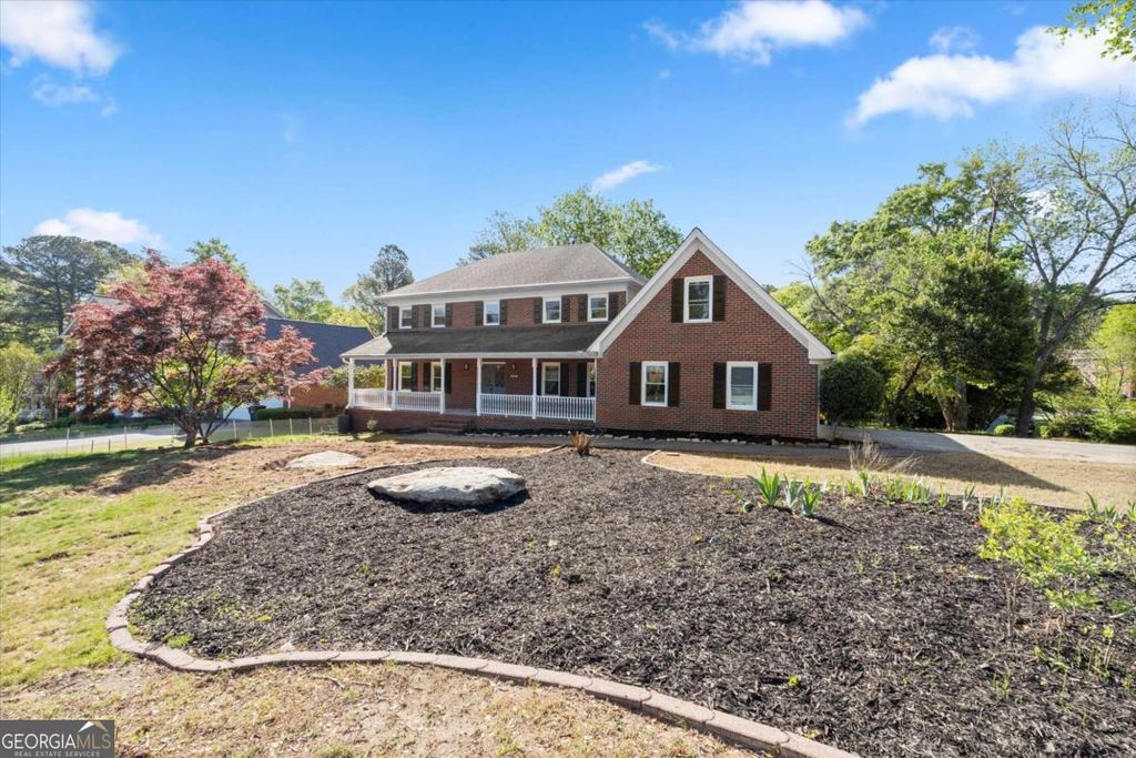 Photo of 4922 Signal Court SW, Lilburn, GA 30047 (MLS # 10729759)