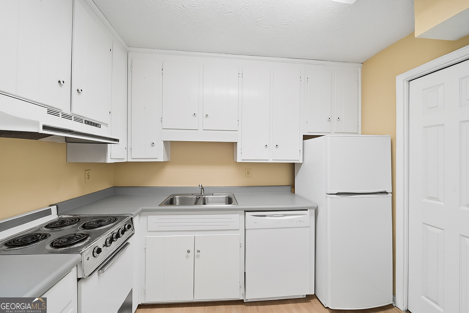 174 Talmadge ST 18