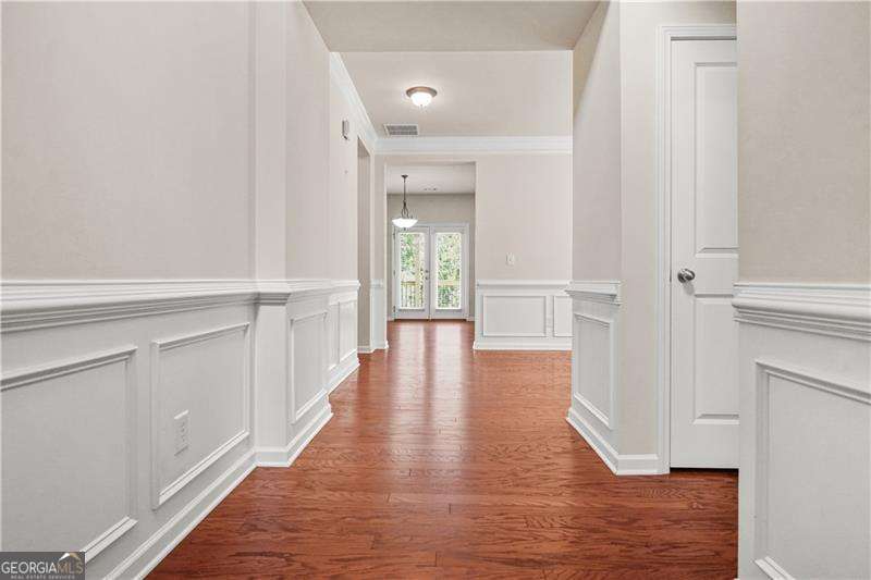 3945 MEDLEY WAY
