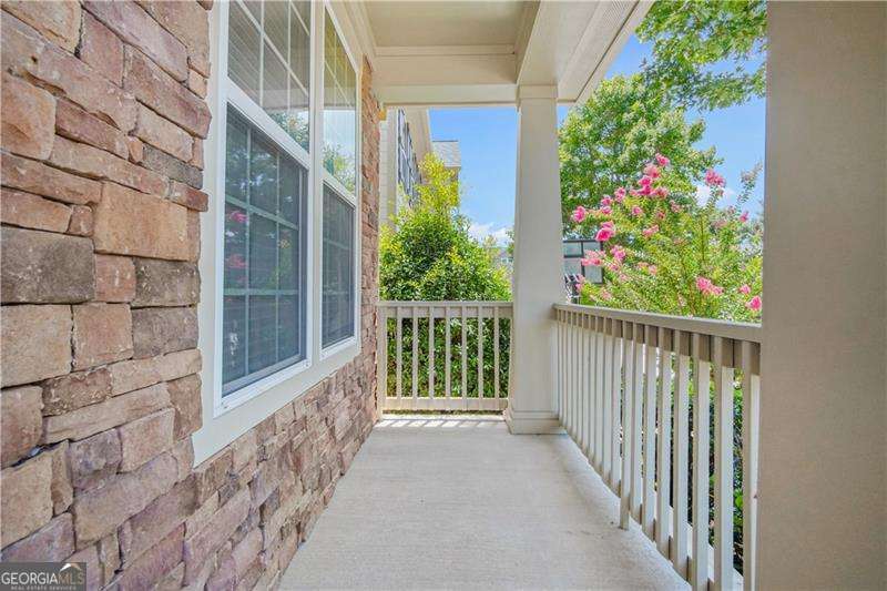 3945 MEDLEY WAY