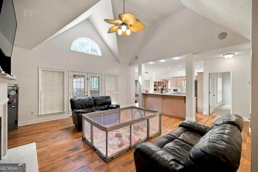 207 Crestview TRCE