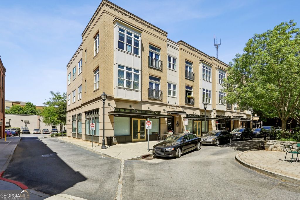 Photo of 933 Garrett Street SE #306, Atlanta, GA 30316 (MLS # 10739538)