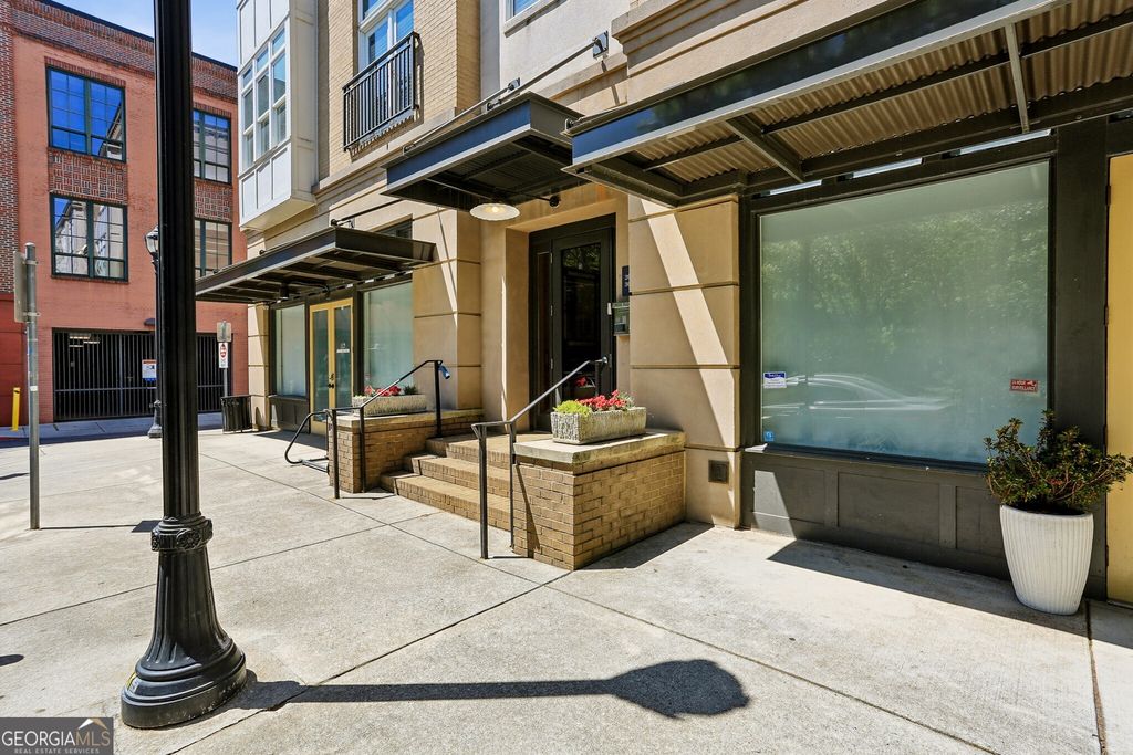 Photo of 933 Garrett Street SE #306, Atlanta, GA 30316 (MLS # 10739538)