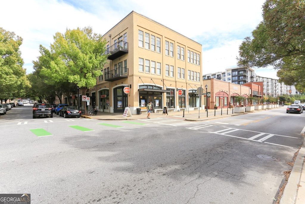 Photo of 933 Garrett Street SE #306, Atlanta, GA 30316 (MLS # 10739538)