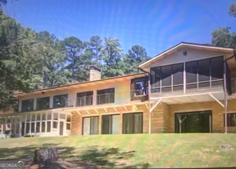 2101 Poplar Falls RD Lithonia GA 30058