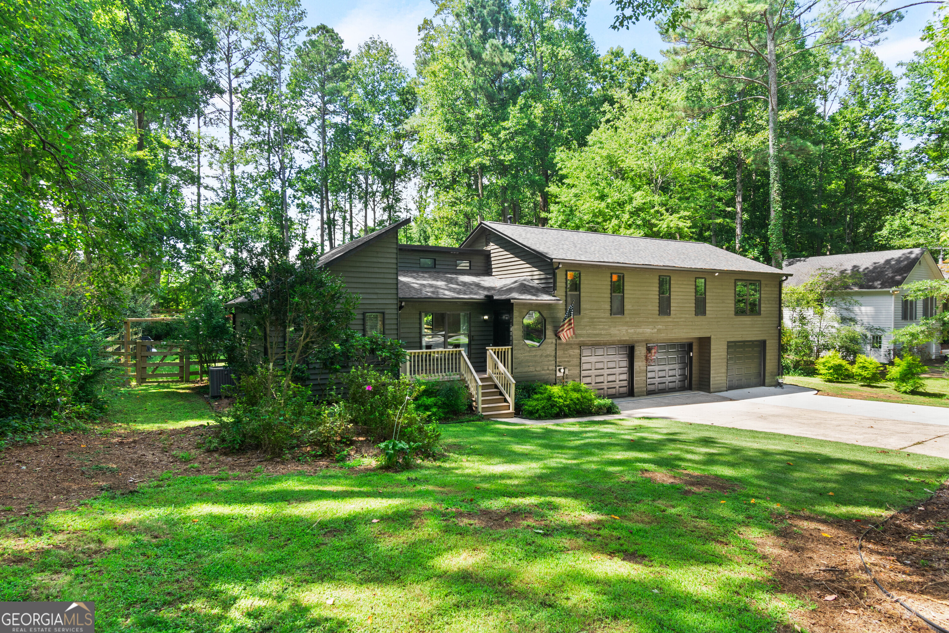 3545 Daylon DR