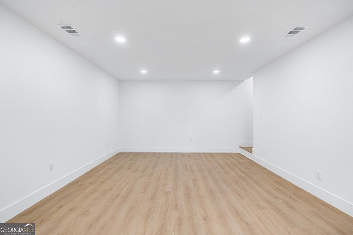 Devon Oaks - Residential