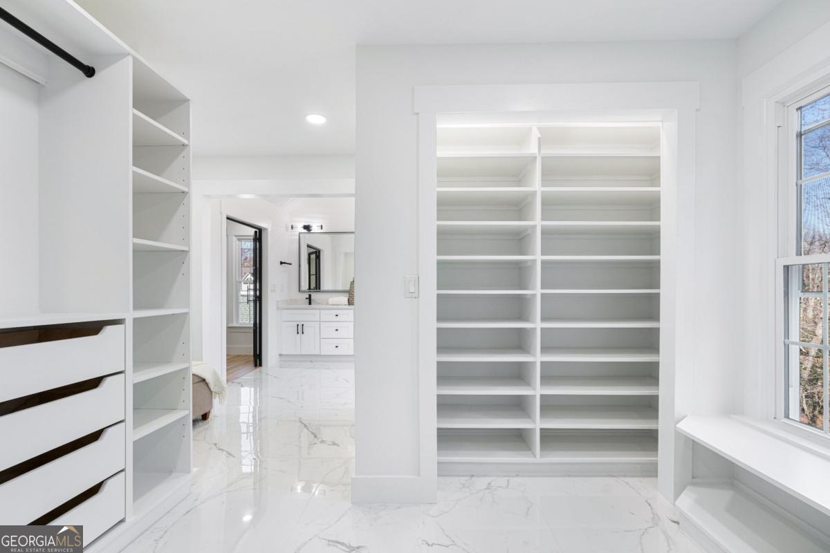 Devon Oaks - Residential