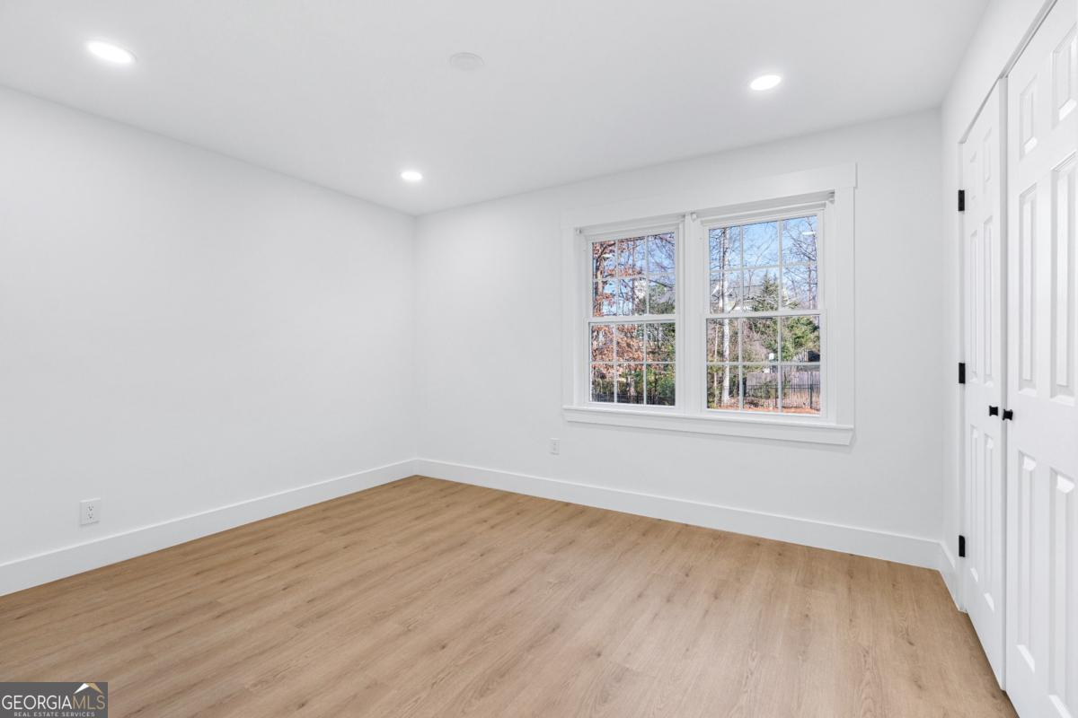 Devon Oaks - Residential