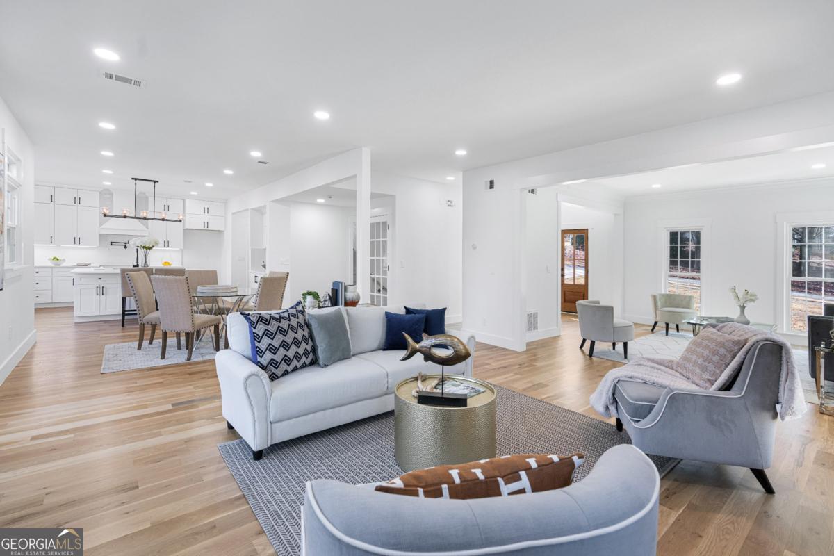 Devon Oaks - Residential
