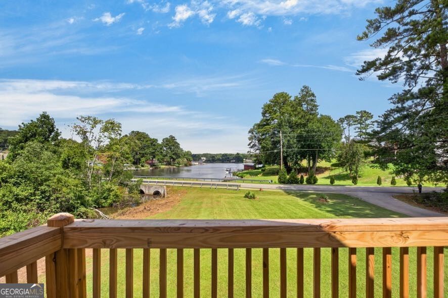 743 Almon RD
