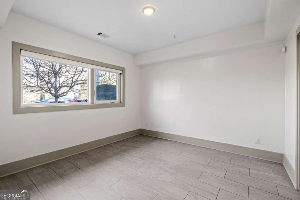 Photo of 63 Reynolds Square Lane, Atlanta, GA 30307 (MLS # 10703271)