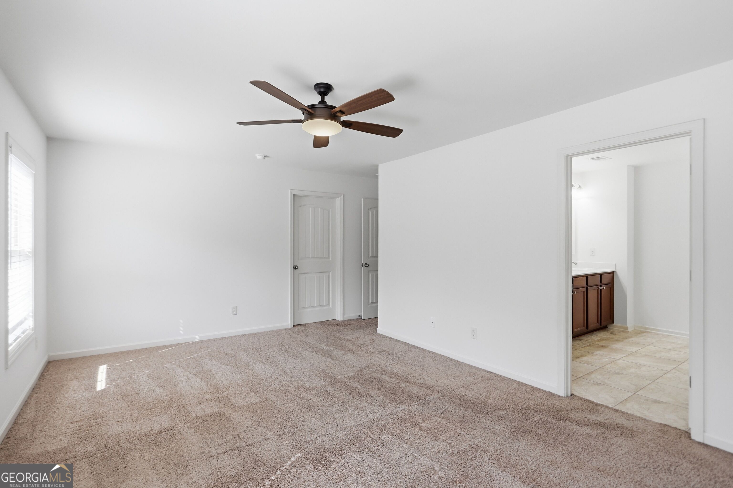 272 Shaw DR