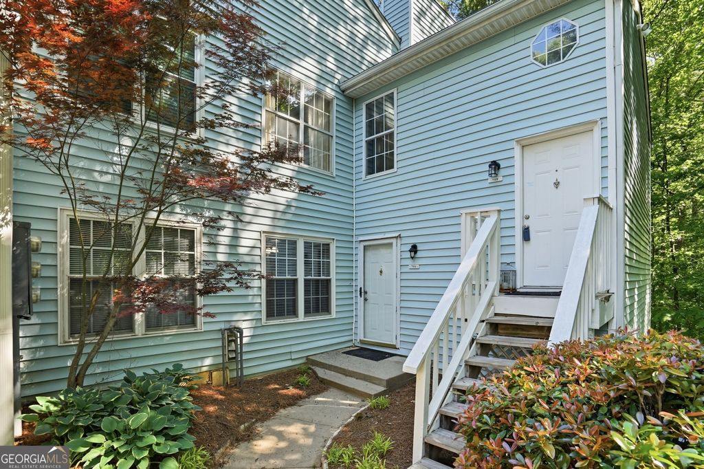Photo of 704 Glenleaf Drive, Peachtree Corners, GA 30092 (MLS # 10762093)