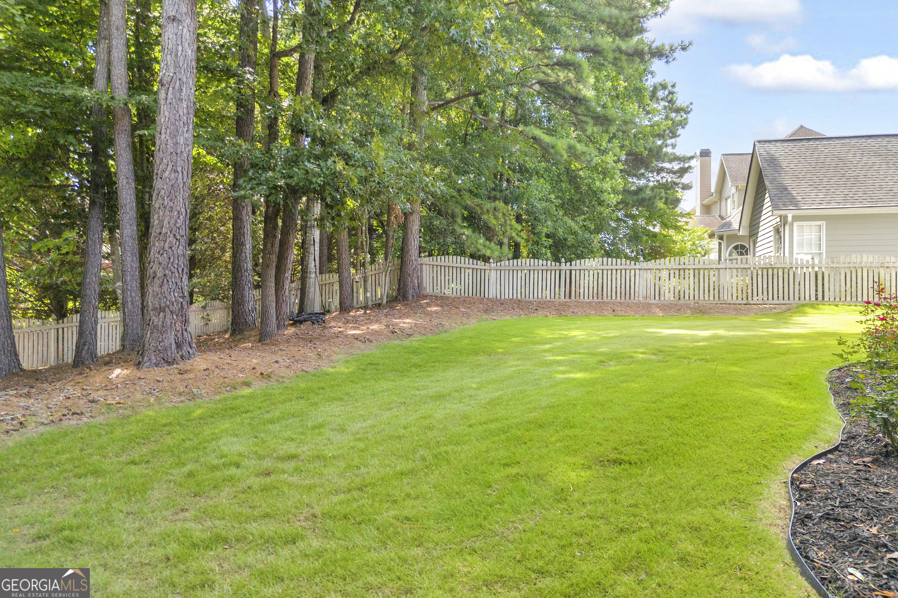 1190 Lamont CIR