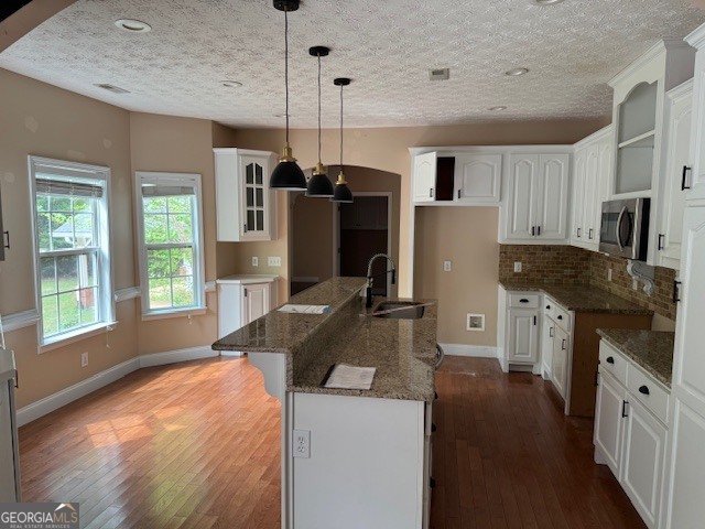 276 Harbour Shores DR