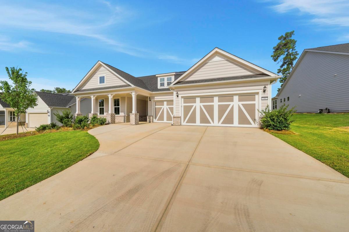 1403 Canoe DR