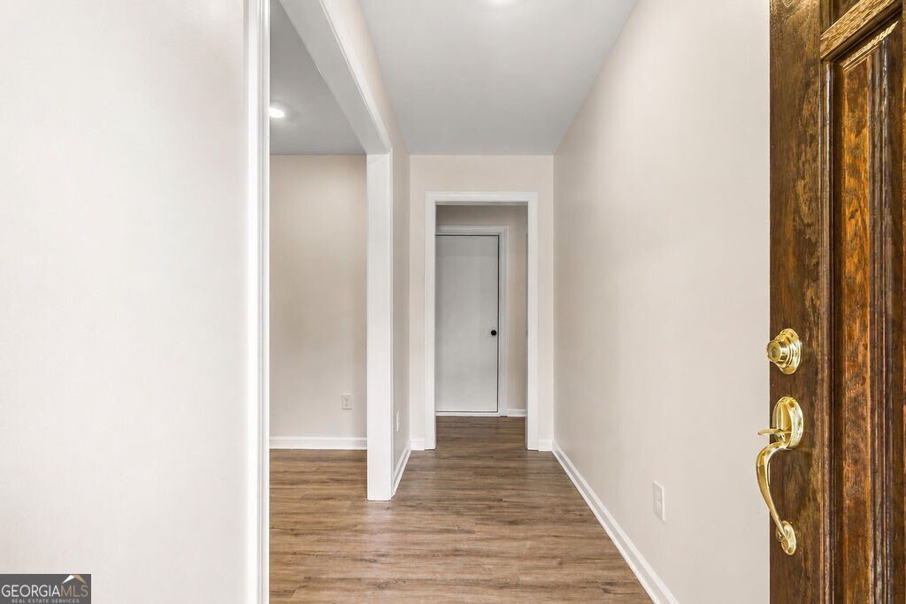 231 Suburban DR