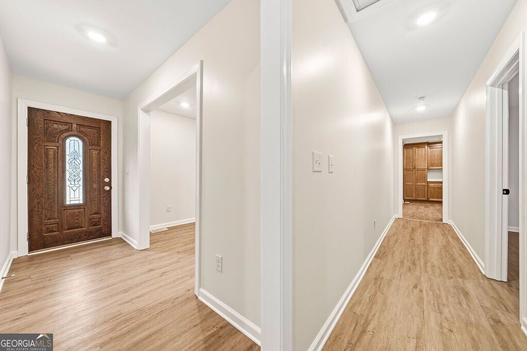 231 Suburban DR