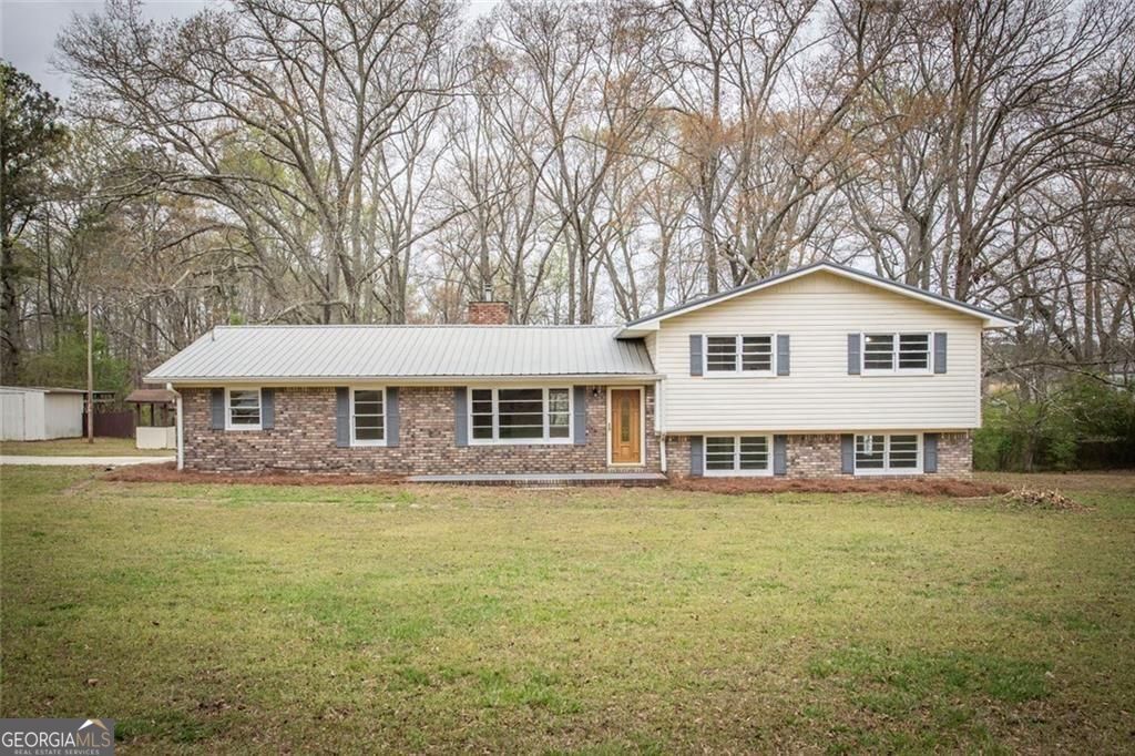 Photo of 998 Hamrick Road, Bremen, GA 30110 (MLS # 10717806)