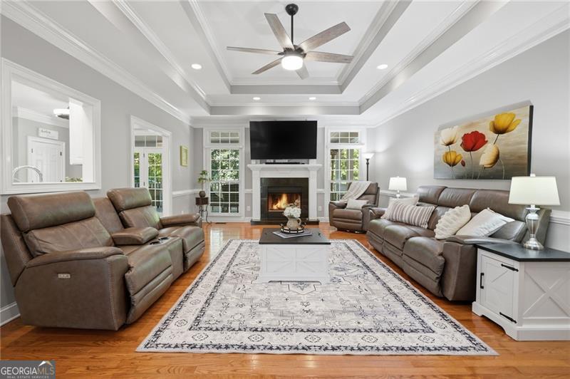 153 York PL