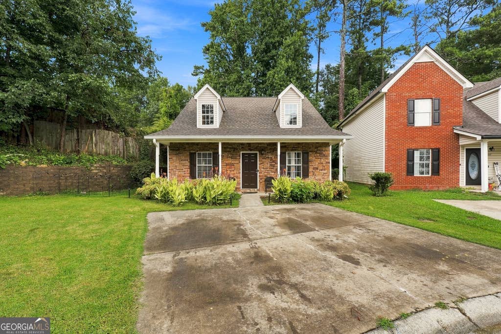 Photo of 105 Twin Pines Court, Dallas, GA 30132 (MLS # 10819280)
