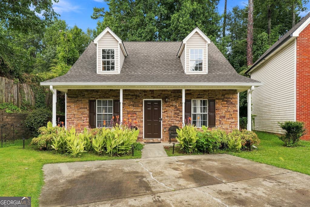 Photo of 105 Twin Pines Court, Dallas, GA 30132 (MLS # 10819280)