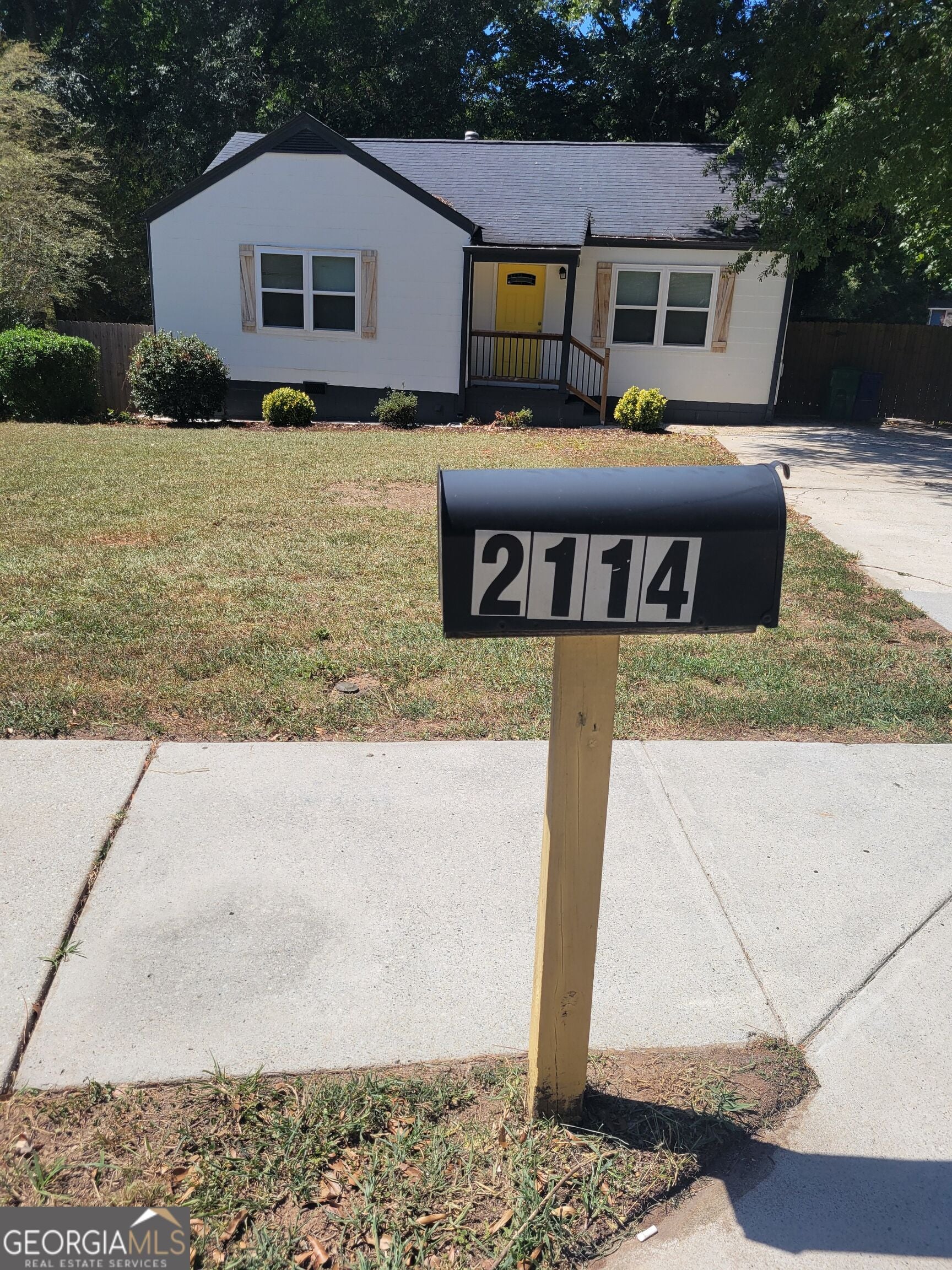 2114 Fellowship RD