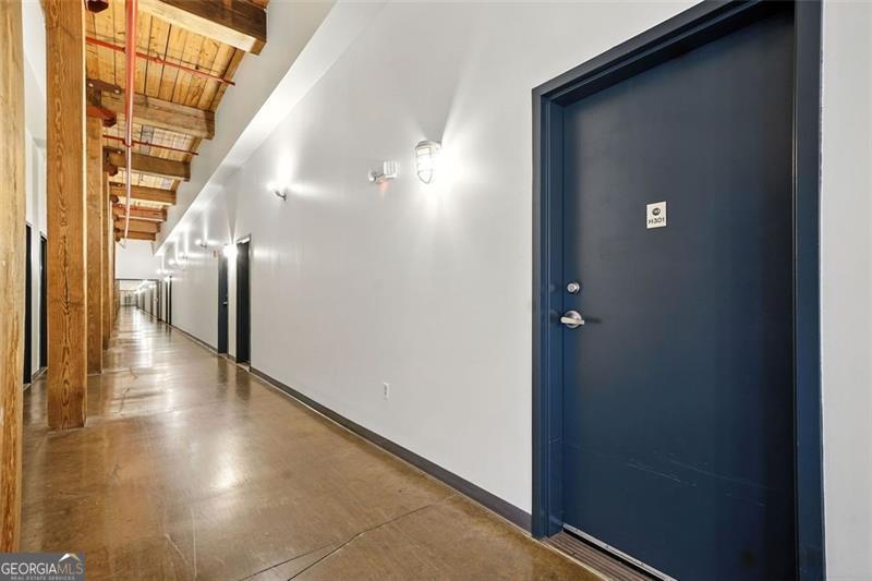 170 Boulevard SE H301
