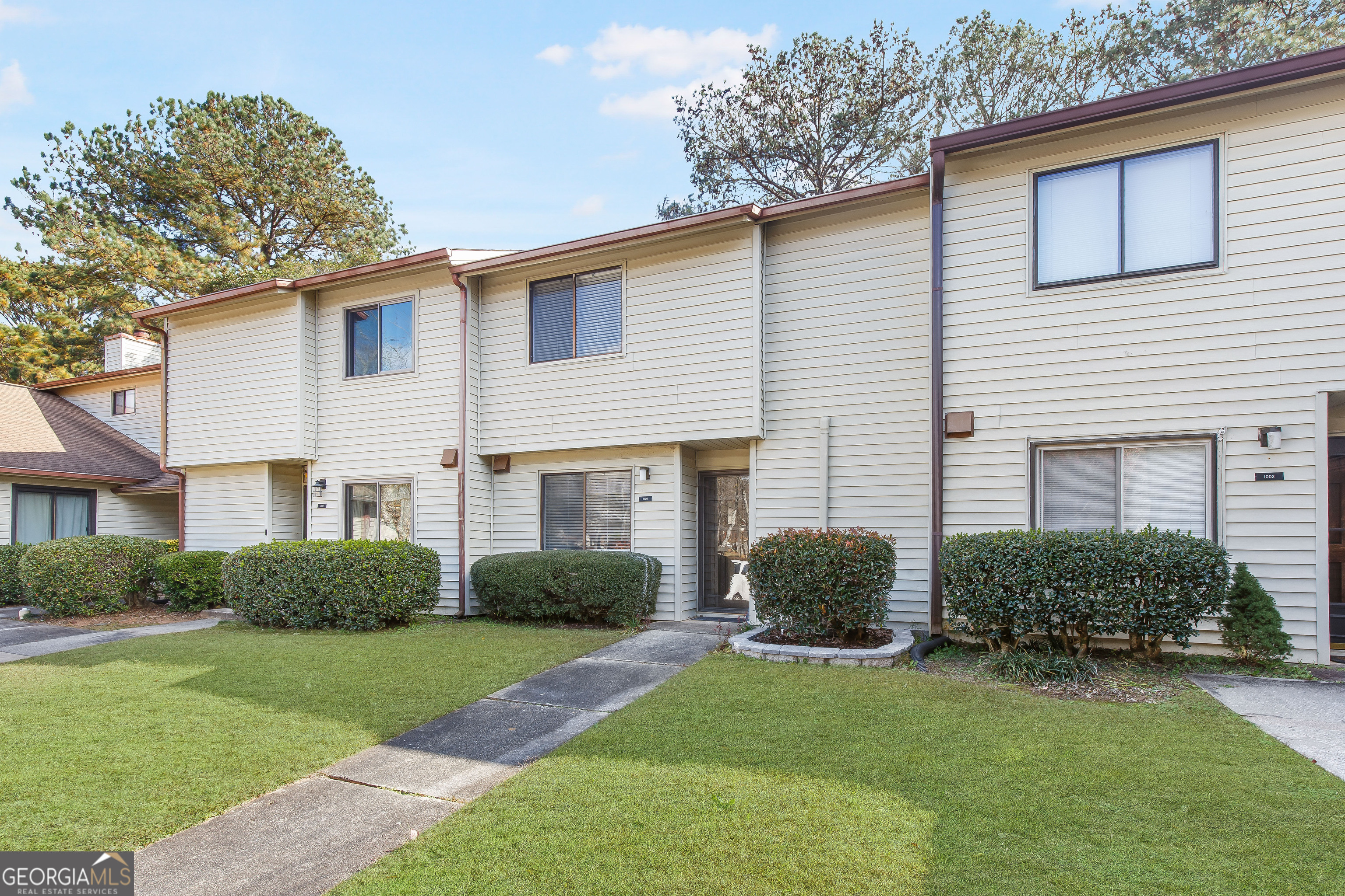 Willow Run - Residential