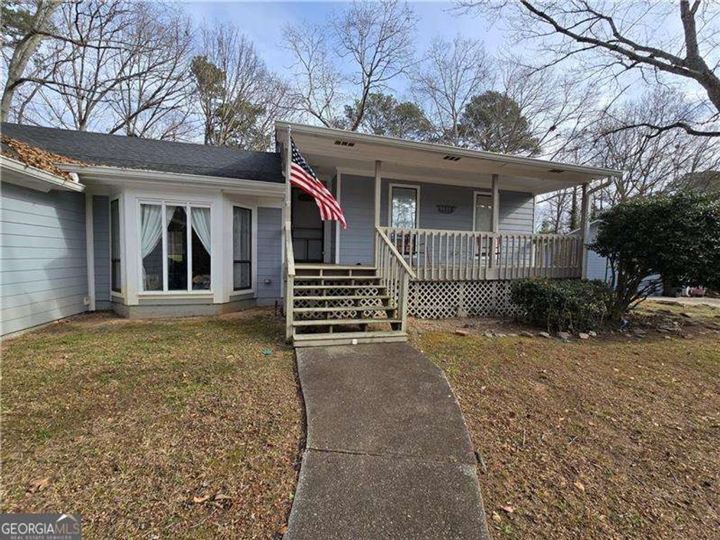 Photo of 4132 Summer Place, Snellville, GA 30039 (MLS # 10670674)