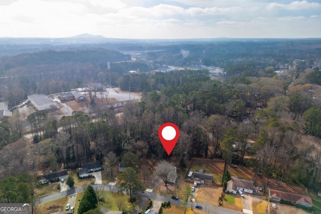 Photo of 35 Simpson Drive NE, Kennesaw, GA 30144 (MLS # 10656909)