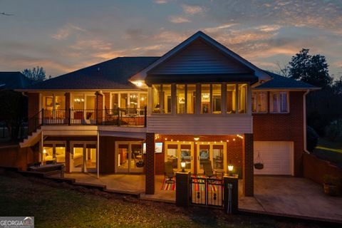 424 Capri PT Lavonia GA 30553